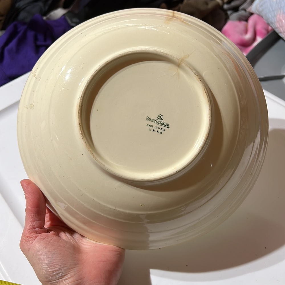 Very Old Homer Laughlin Serving Bowl - Picture 2 of 3